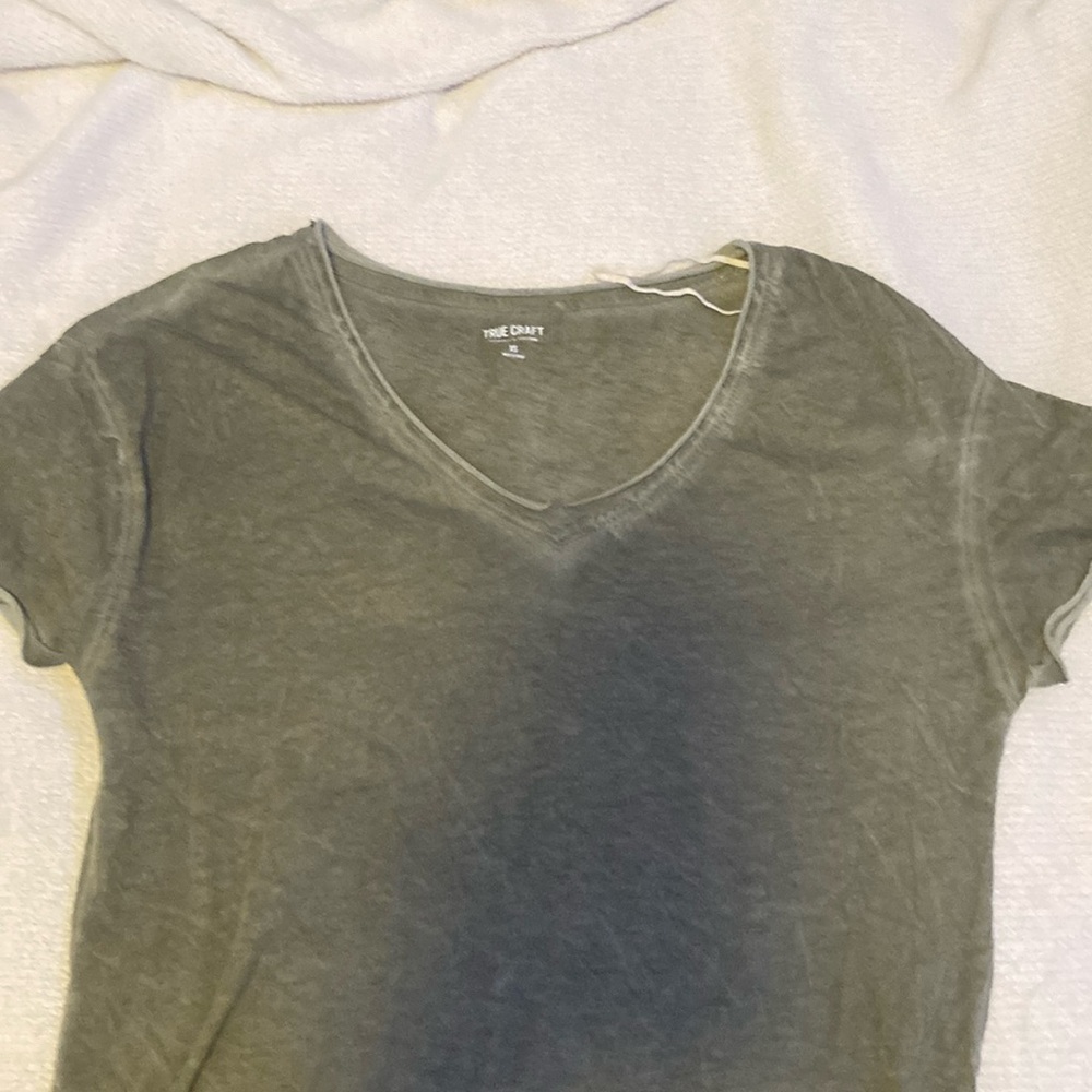 V-Neck Tshirt